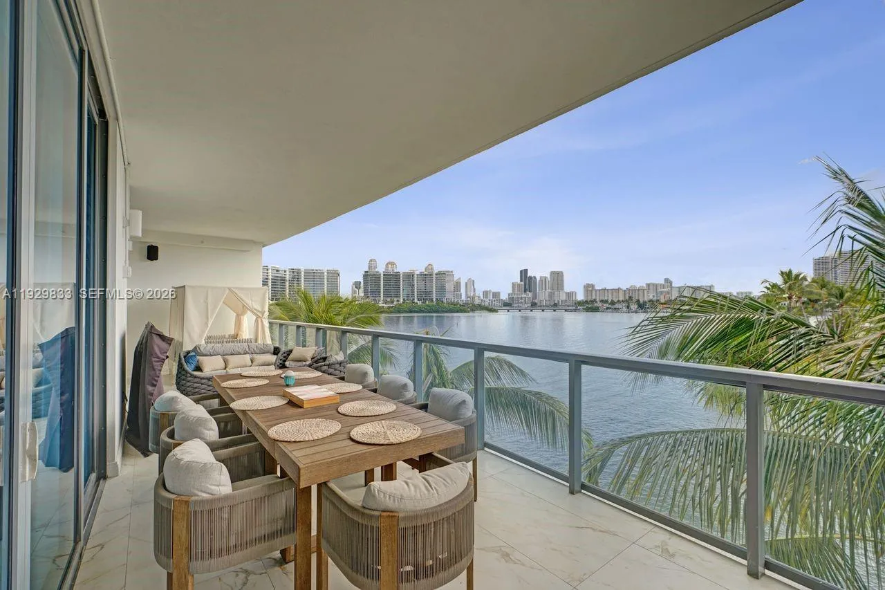 3300 Ne 188th St 210, Aventura, Florida 33180, Aventura, Florida 33180, 4 Bedrooms Bedrooms, ,5 BathroomsBathrooms,Residential,For Sale,3300 Ne 188th St 210, Aventura, Florida 33180,A11929833