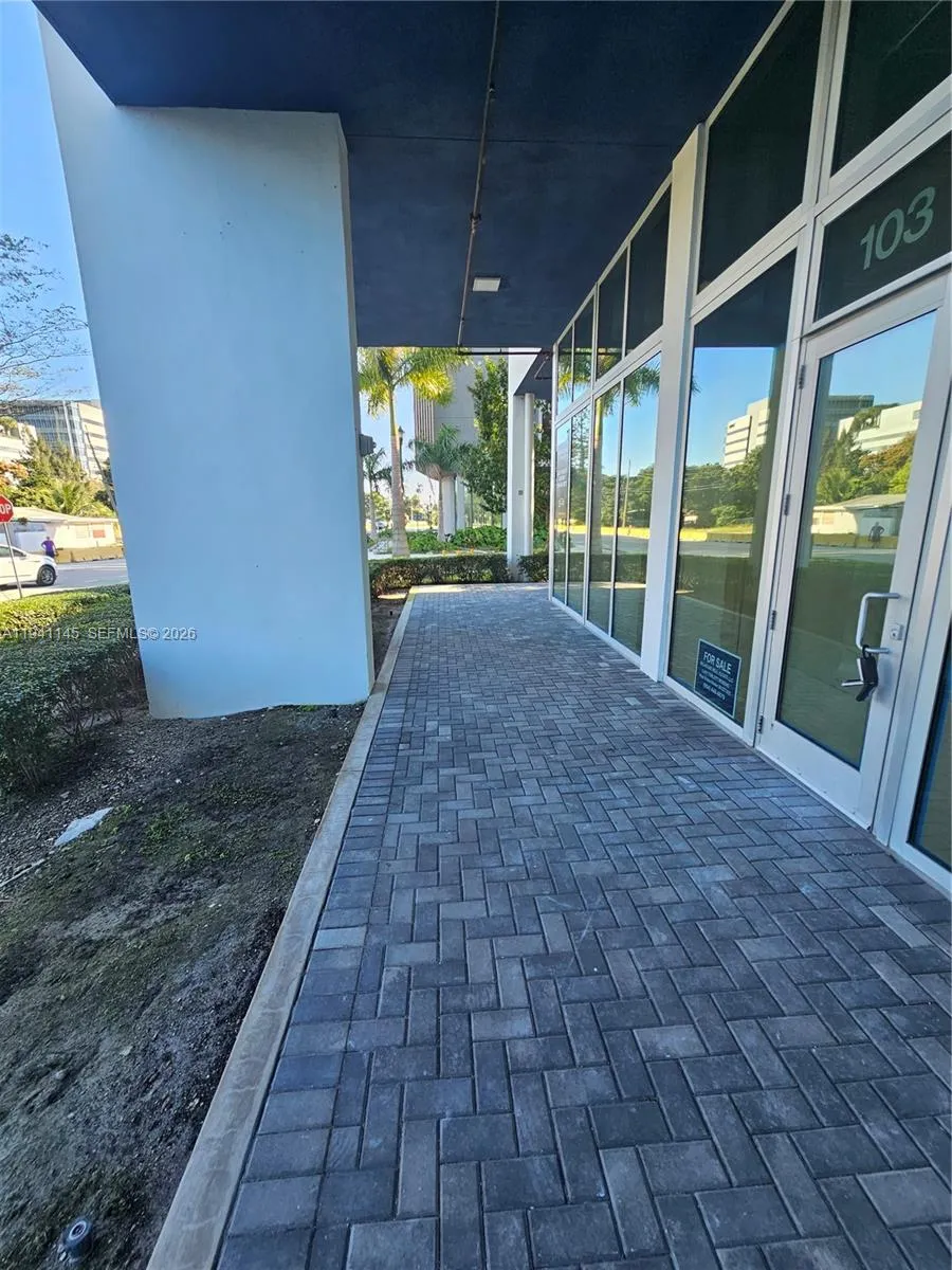 2820 Ne 214 St Unit #3, Aventura, Florida 33180, Aventura, Florida 33180, ,Commercial Lease,For Rent,2820 Ne 214 St Unit #3, Aventura, Florida 33180,A11941145