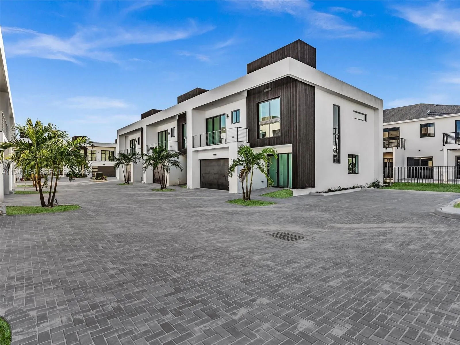 4665 Sw 32nd Ave B1, Dania Beach, Florida 33312, Dania Beach, Florida 33312, 3 Bedrooms Bedrooms, ,2 BathroomsBathrooms,Residential,For Sale,4665 Sw 32nd Ave B1, Dania Beach, Florida 33312,A11941184