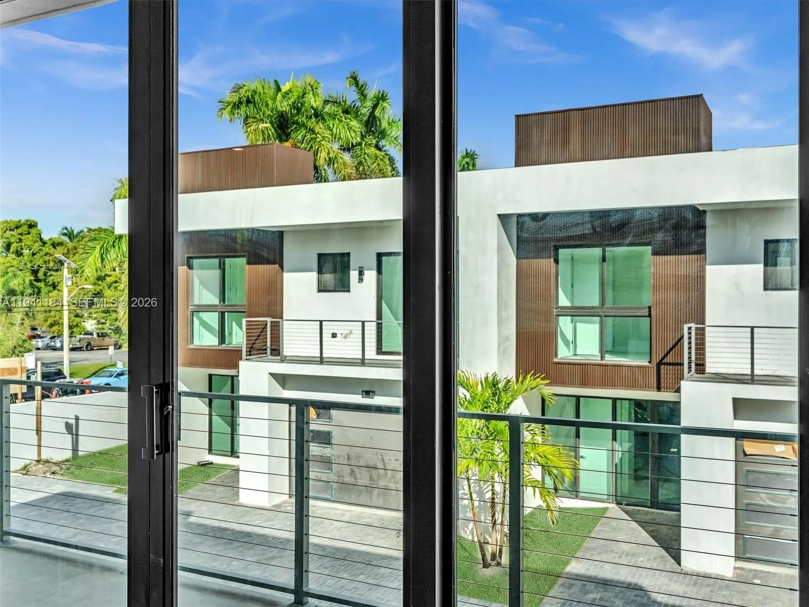 4665 Sw 32nd Ave B1, Dania Beach, Florida 33312, Dania Beach, Florida 33312, 3 Bedrooms Bedrooms, ,2 BathroomsBathrooms,Residential,For Sale,4665 Sw 32nd Ave B1, Dania Beach, Florida 33312,A11941184