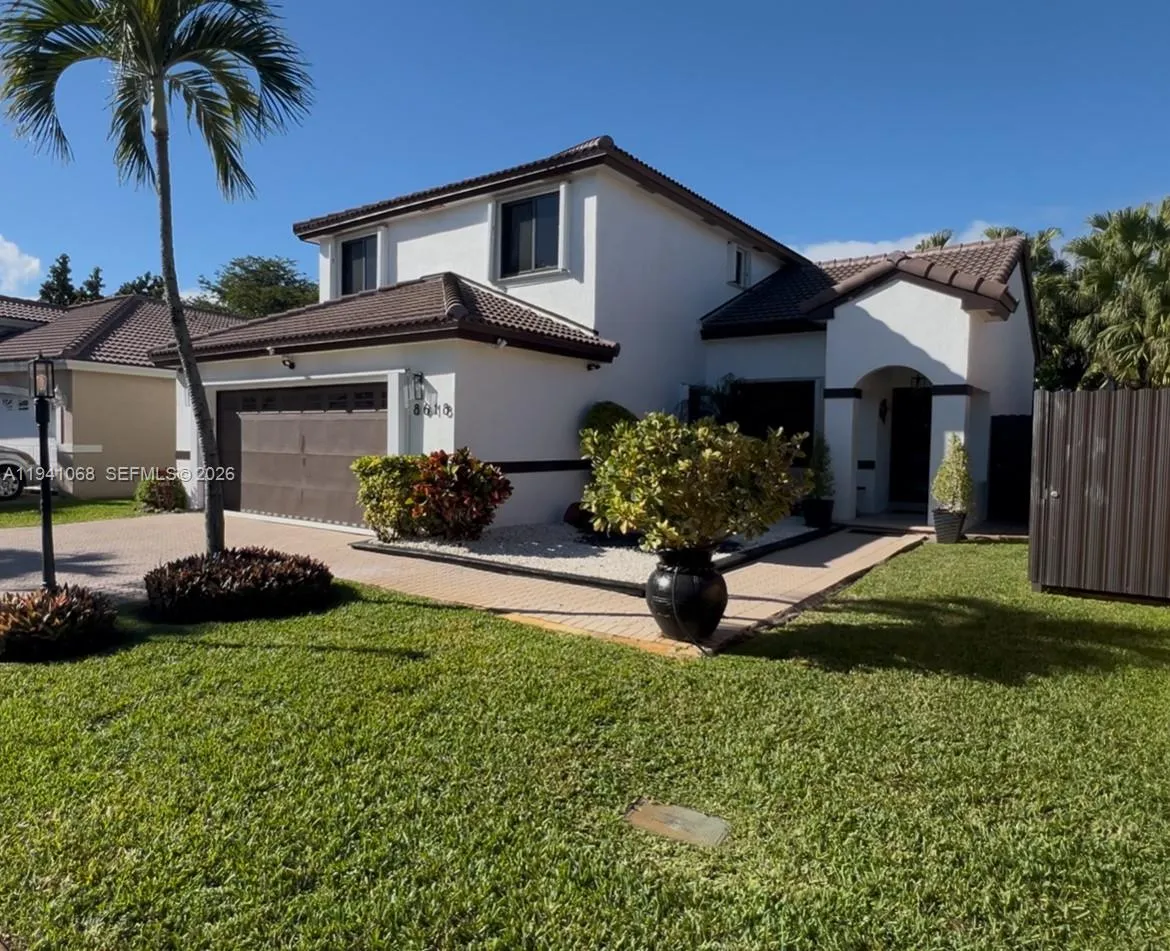 8618 Sw 161st Pl, Miami, Florida 33193, Miami, Florida 33193, 4 Bedrooms Bedrooms, 1 Room Rooms,3 BathroomsBathrooms,Residential,For Sale,8618 Sw 161st Pl, Miami, Florida 33193,A11941068