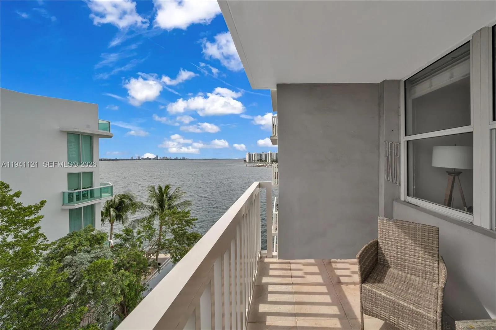 2016 Bay Dr 505, Miami Beach, Florida 33141, Miami Beach, Florida 33141, 1 Bedroom Bedrooms, ,1 BathroomBathrooms,Residential,For Sale,2016 Bay Dr 505, Miami Beach, Florida 33141,A11941121