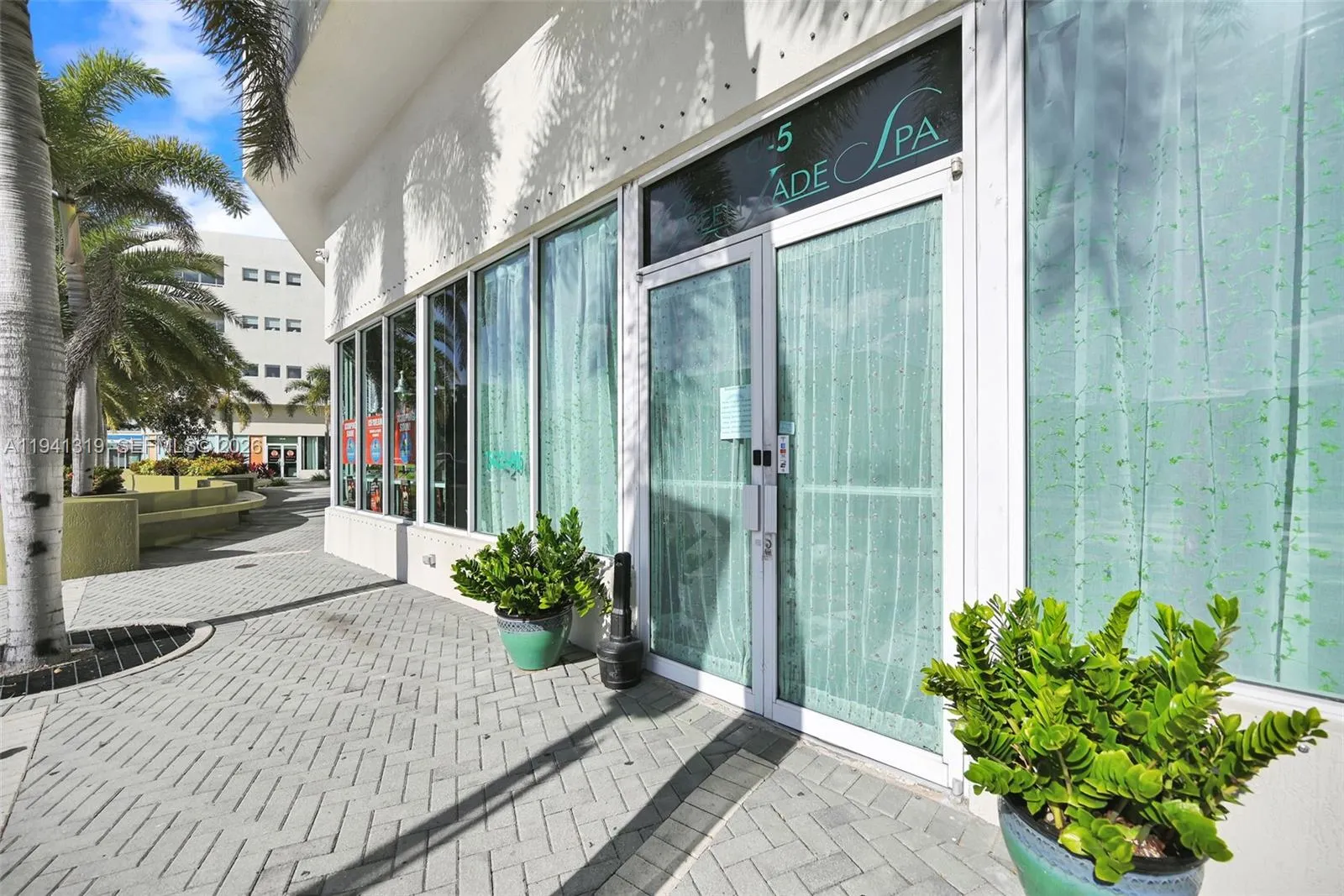 2301 Wilton Dr C5, Wilton Manors, Florida 33305, Wilton Manors, Florida 33305, ,Commercial Sale,For Sale,2301 Wilton Dr C5, Wilton Manors, Florida 33305,A11941319