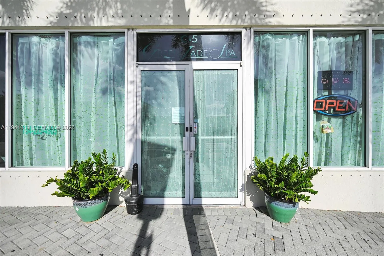 2301 Wilton Dr C5, Wilton Manors, Florida 33305, Wilton Manors, Florida 33305, ,Commercial Sale,For Sale,2301 Wilton Dr C5, Wilton Manors, Florida 33305,A11941319