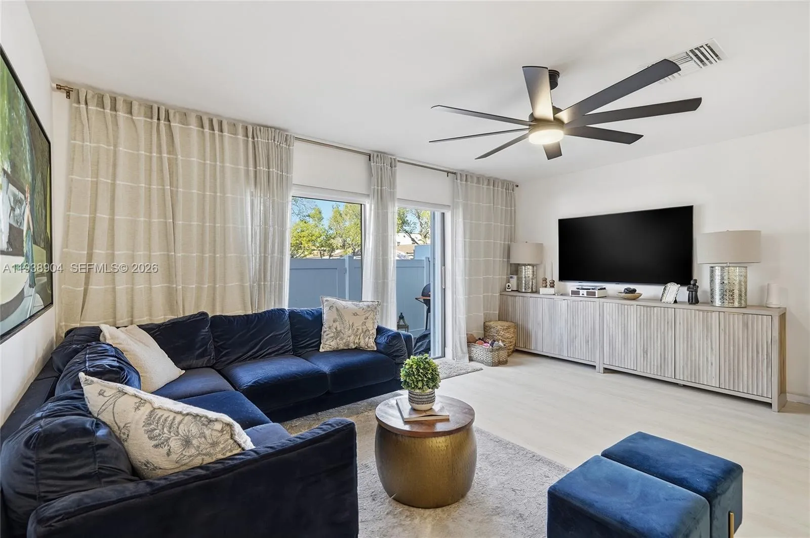 11611 Nw 11th St 11611, Pembroke Pines, Florida 33, Pembroke Pines, Florida 33026, 2 Bedrooms Bedrooms, ,2 BathroomsBathrooms,Residential,For Sale,11611 Nw 11th St 11611, Pembroke Pines, Florida 33,A11938904