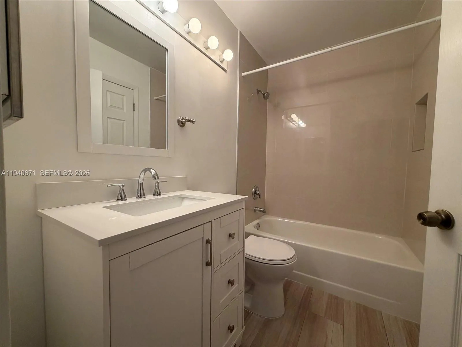 9123 Sw 138th Pl 9123, Miami, Florida 33186, Miami, Florida 33186, 2 Bedrooms Bedrooms, ,2 BathroomsBathrooms,Residential Lease,For Rent,9123 Sw 138th Pl 9123, Miami, Florida 33186,A11940871
