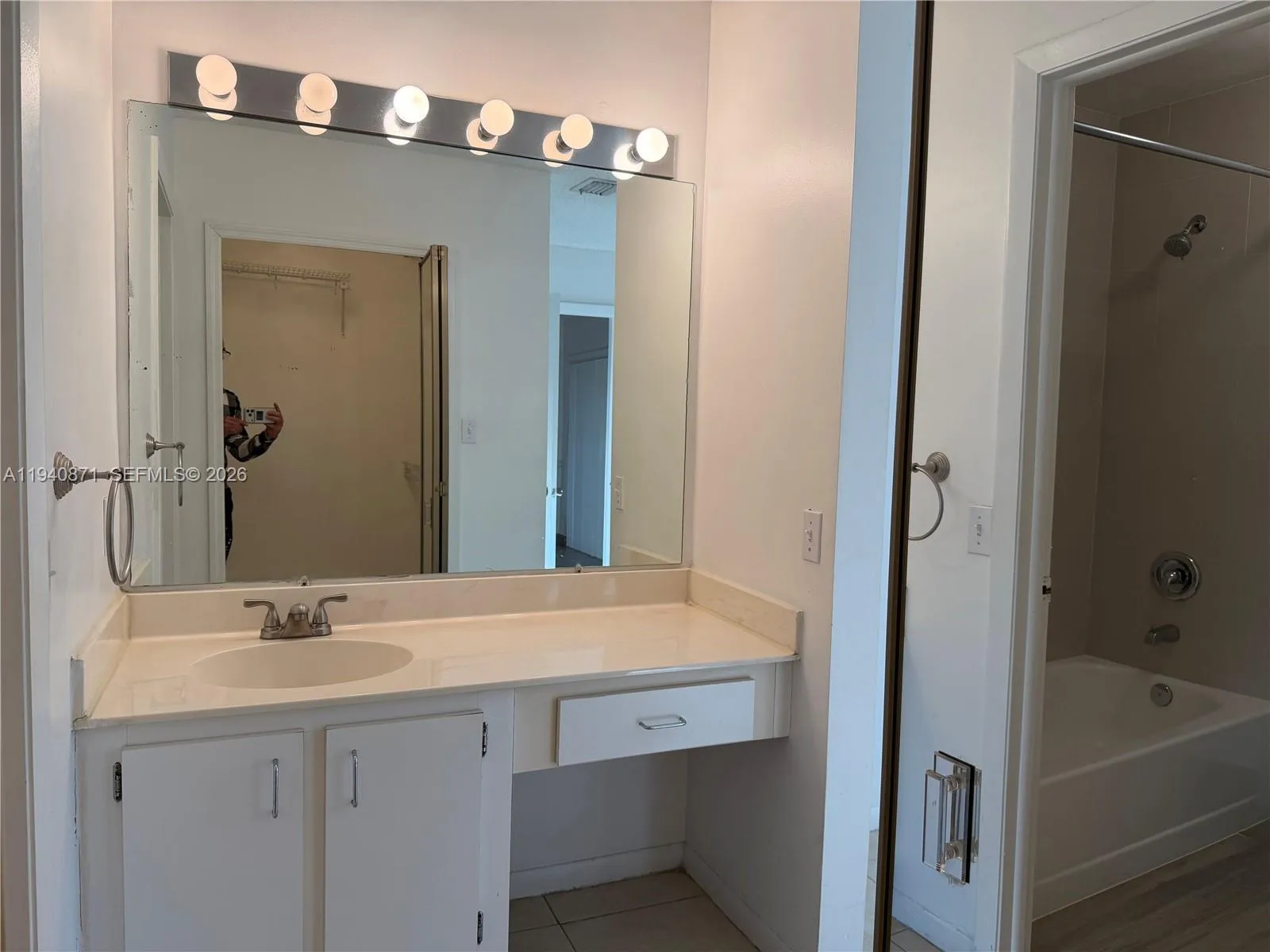9123 Sw 138th Pl 9123, Miami, Florida 33186, Miami, Florida 33186, 2 Bedrooms Bedrooms, ,2 BathroomsBathrooms,Residential Lease,For Rent,9123 Sw 138th Pl 9123, Miami, Florida 33186,A11940871