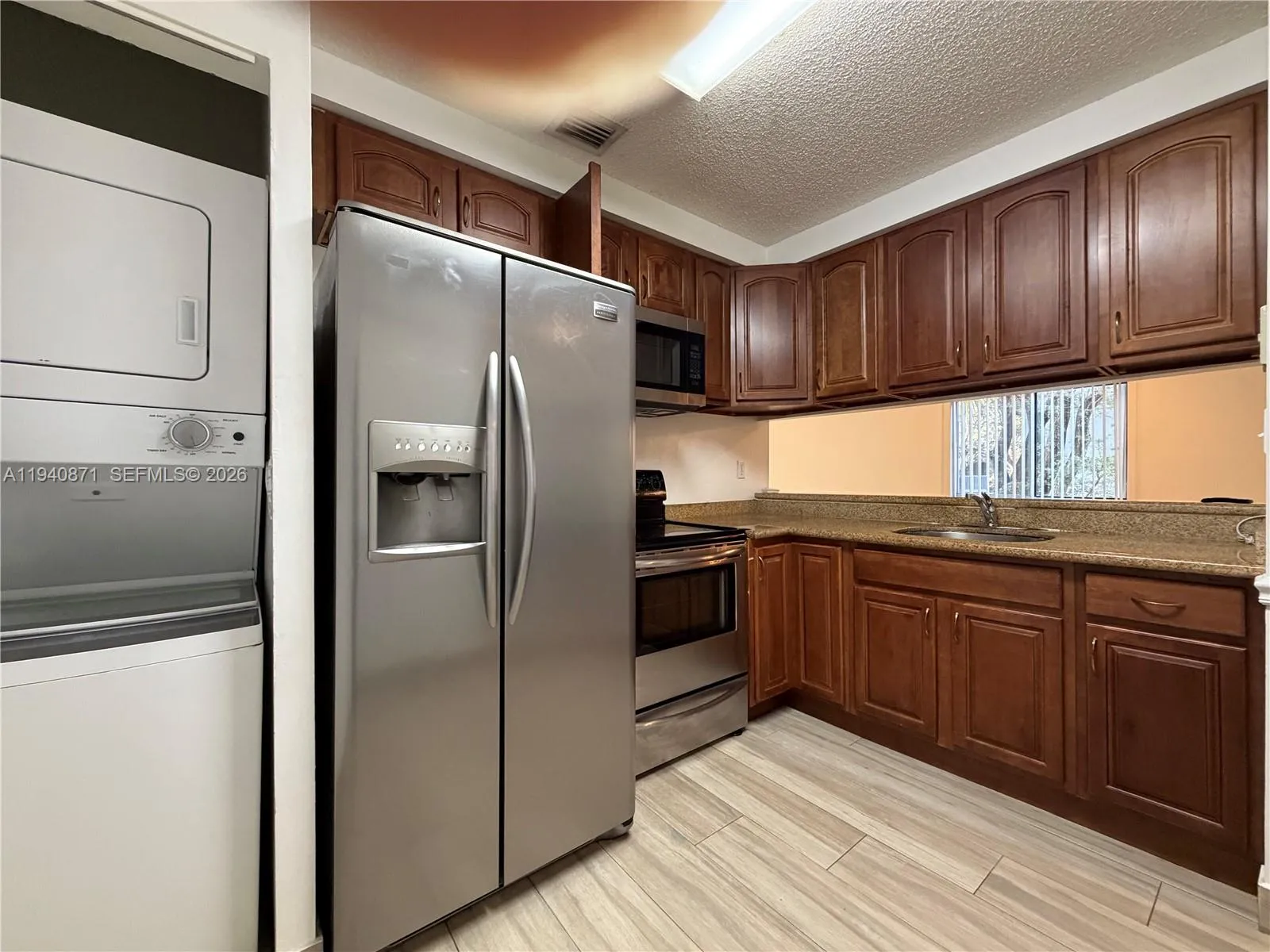 9123 Sw 138th Pl 9123, Miami, Florida 33186, Miami, Florida 33186, 2 Bedrooms Bedrooms, ,2 BathroomsBathrooms,Residential Lease,For Rent,9123 Sw 138th Pl 9123, Miami, Florida 33186,A11940871