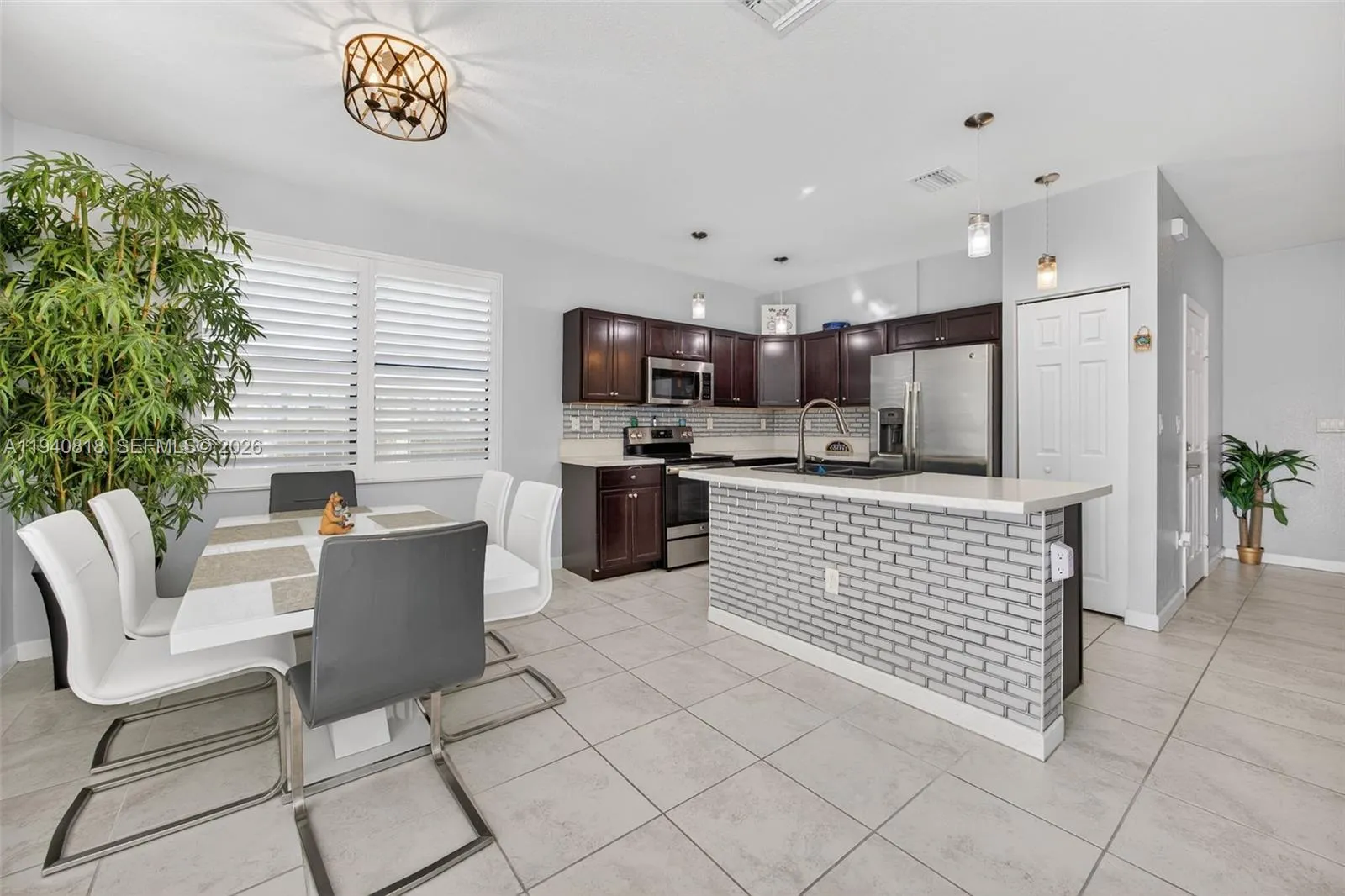 3756 Ne 1st St, Homestead, Florida 33033, Homestead, Florida 33033, 4 Bedrooms Bedrooms, ,3 BathroomsBathrooms,Residential,For Sale,3756 Ne 1st St, Homestead, Florida 33033,A11940818