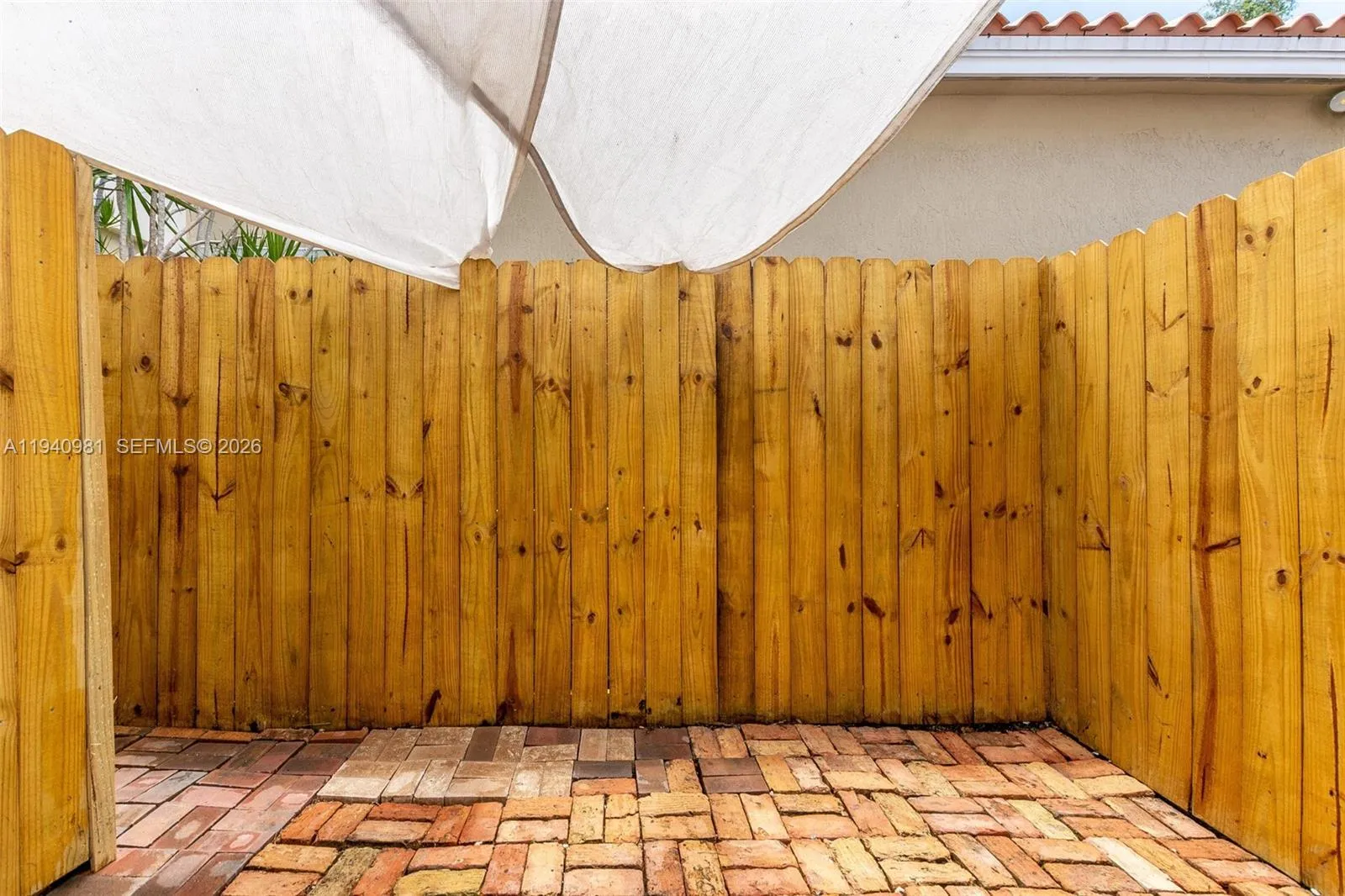 2945 Bridgeport Ave C, Miami, Florida 33133, Miami, Florida 33133, 2 Bedrooms Bedrooms, ,2 BathroomsBathrooms,Residential Lease,For Rent,2945 Bridgeport Ave C, Miami, Florida 33133,A11940981