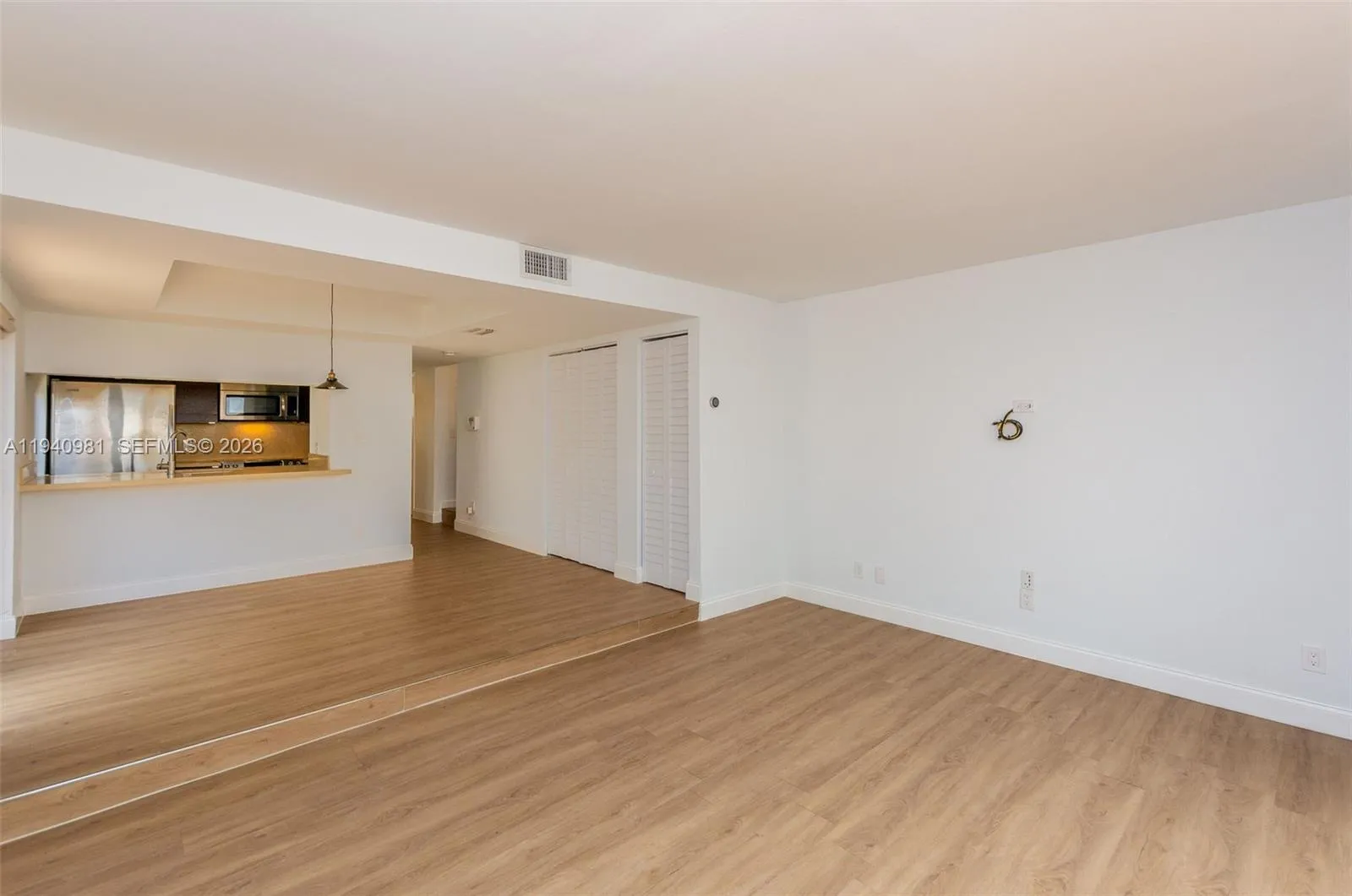 2945 Bridgeport Ave C, Miami, Florida 33133, Miami, Florida 33133, 2 Bedrooms Bedrooms, ,2 BathroomsBathrooms,Residential Lease,For Rent,2945 Bridgeport Ave C, Miami, Florida 33133,A11940981