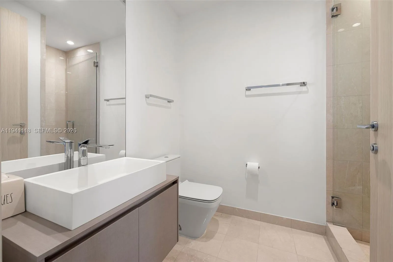 1000 Brickell Plz Ph5403, Miami, Florida 33131, Miami, Florida 33131, 2 Bedrooms Bedrooms, ,3 BathroomsBathrooms,Residential,For Sale,1000 Brickell Plz Ph5403, Miami, Florida 33131,A11941118