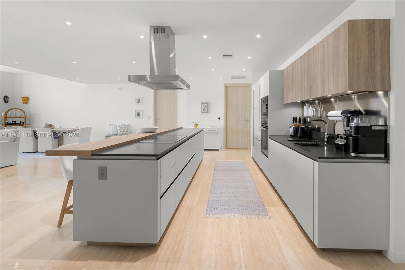 1000 Brickell Plz Ph5403, Miami, Florida 33131, Miami, Florida 33131, 2 Bedrooms Bedrooms, ,3 BathroomsBathrooms,Residential,For Sale,1000 Brickell Plz Ph5403, Miami, Florida 33131,A11941118