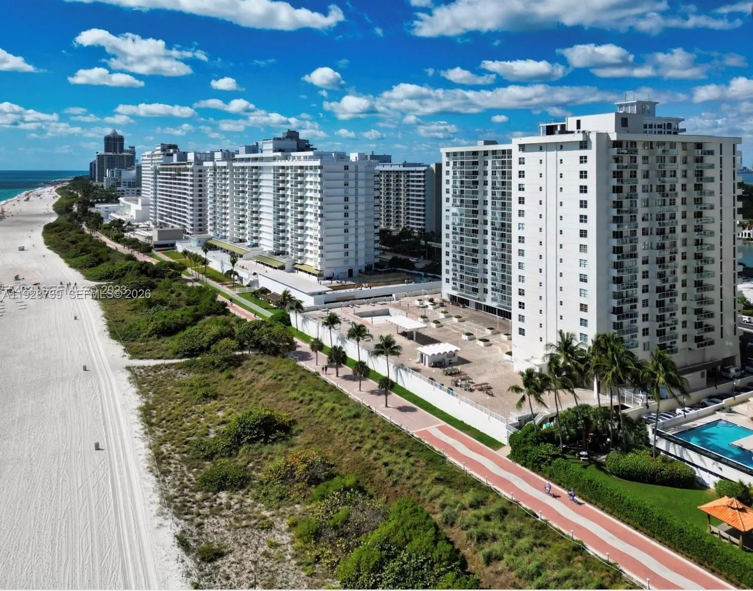 5701 Collins Ave 505, Miami Beach, Florida 33140, Miami Beach, Florida 33140, 1 Bedroom Bedrooms, ,2 BathroomsBathrooms,Residential Lease,For Rent,5701 Collins Ave 505, Miami Beach, Florida 33140,A11928739