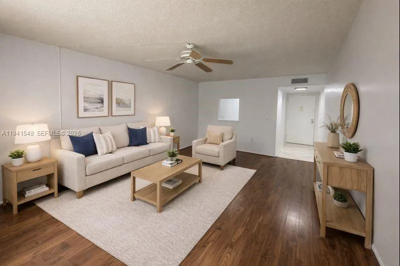 4344 Nw 9th Ave 9-3d, Deerfield Beach, Florida 330, Deerfield Beach, Florida 33064, 2 Bedrooms Bedrooms, ,2 BathroomsBathrooms,Residential,For Sale,4344 Nw 9th Ave 9-3d, Deerfield Beach, Florida 330,A11941548