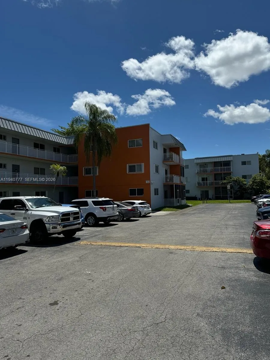 11307 Sw 200th St 310-b, Miami, Florida 33157, Miami, Florida 33157, 2 Bedrooms Bedrooms, ,2 BathroomsBathrooms,Residential Lease,For Rent,11307 Sw 200th St 310-b, Miami, Florida 33157,A11940777