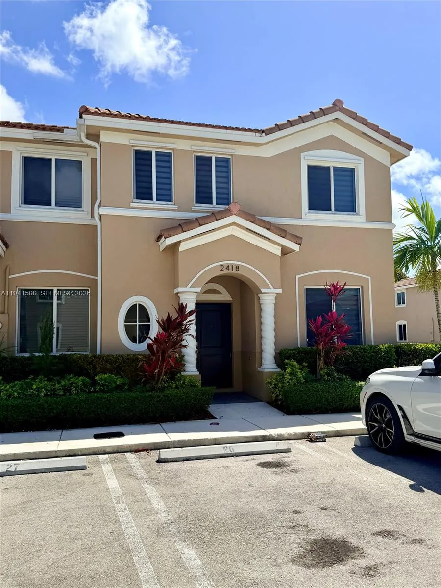 2418 Se 10th Ct, Homestead, Florida 33035, Homestead, Florida 33035, 4 Bedrooms Bedrooms, ,3 BathroomsBathrooms,Residential Lease,For Rent,2418 Se 10th Ct, Homestead, Florida 33035,A11941599