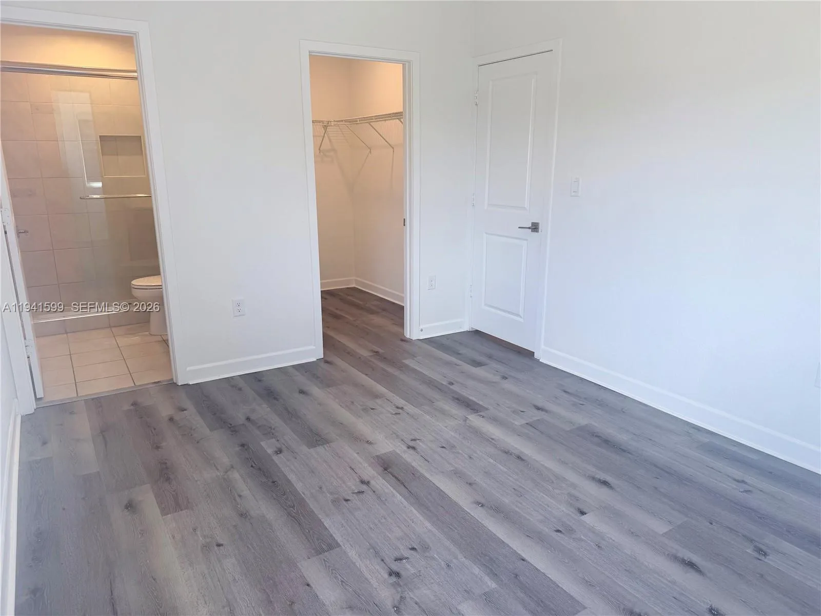 2418 Se 10th Ct, Homestead, Florida 33035, Homestead, Florida 33035, 4 Bedrooms Bedrooms, ,3 BathroomsBathrooms,Residential Lease,For Rent,2418 Se 10th Ct, Homestead, Florida 33035,A11941599