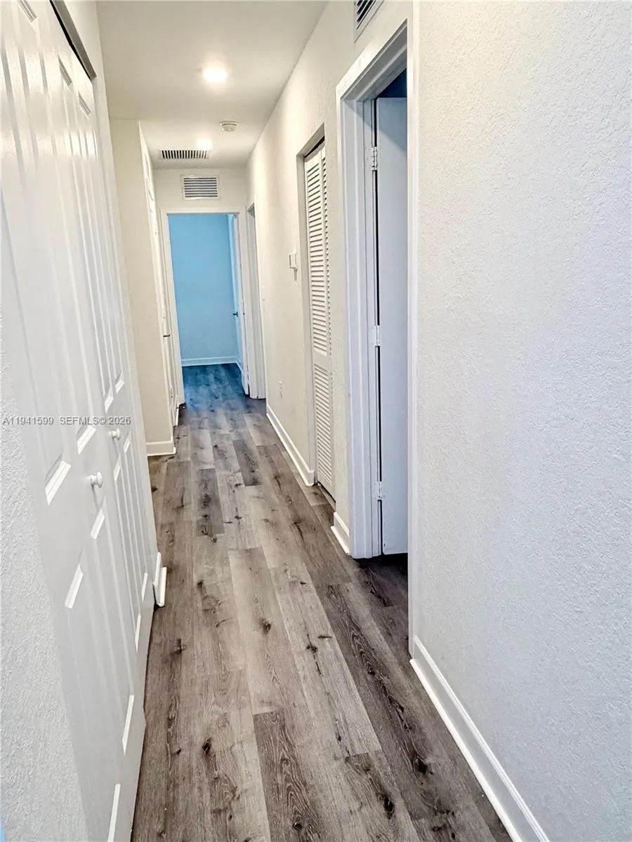 2418 Se 10th Ct, Homestead, Florida 33035, Homestead, Florida 33035, 4 Bedrooms Bedrooms, ,3 BathroomsBathrooms,Residential Lease,For Rent,2418 Se 10th Ct, Homestead, Florida 33035,A11941599