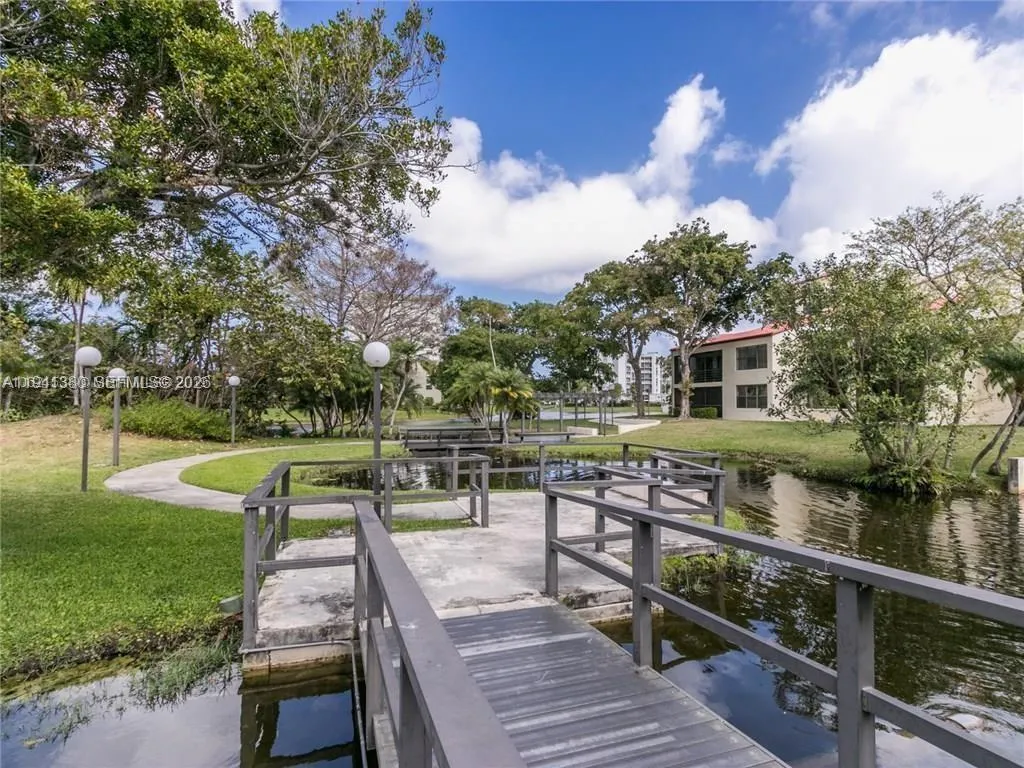Pompano Beach, Florida 33069, 2 Bedrooms Bedrooms, ,2 BathroomsBathrooms,Residential Lease,For Rent,A11941380