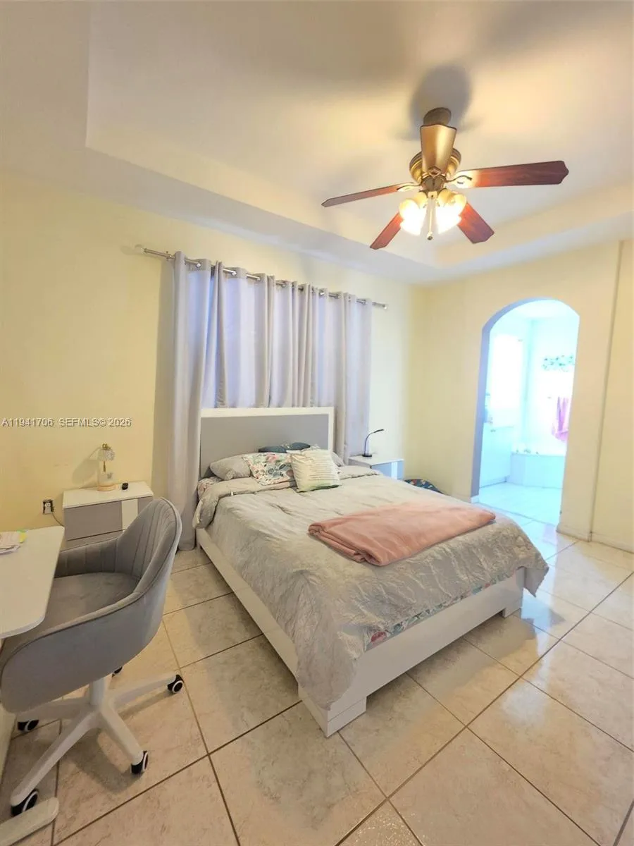 11702 Sw 137th Pl, Miami, Florida 33186, Miami, Florida 33186, 3 Bedrooms Bedrooms, ,2 BathroomsBathrooms,Residential,For Sale,11702 Sw 137th Pl, Miami, Florida 33186,A11941706