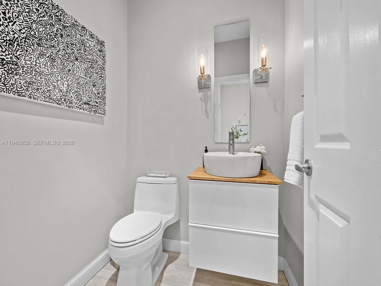 5864 Sw 74th Ter G, South Miami, Florida 33143, South Miami, Florida 33143, 3 Bedrooms Bedrooms, ,2 BathroomsBathrooms,Residential,For Sale,5864 Sw 74th Ter G, South Miami, Florida 33143,A11940958