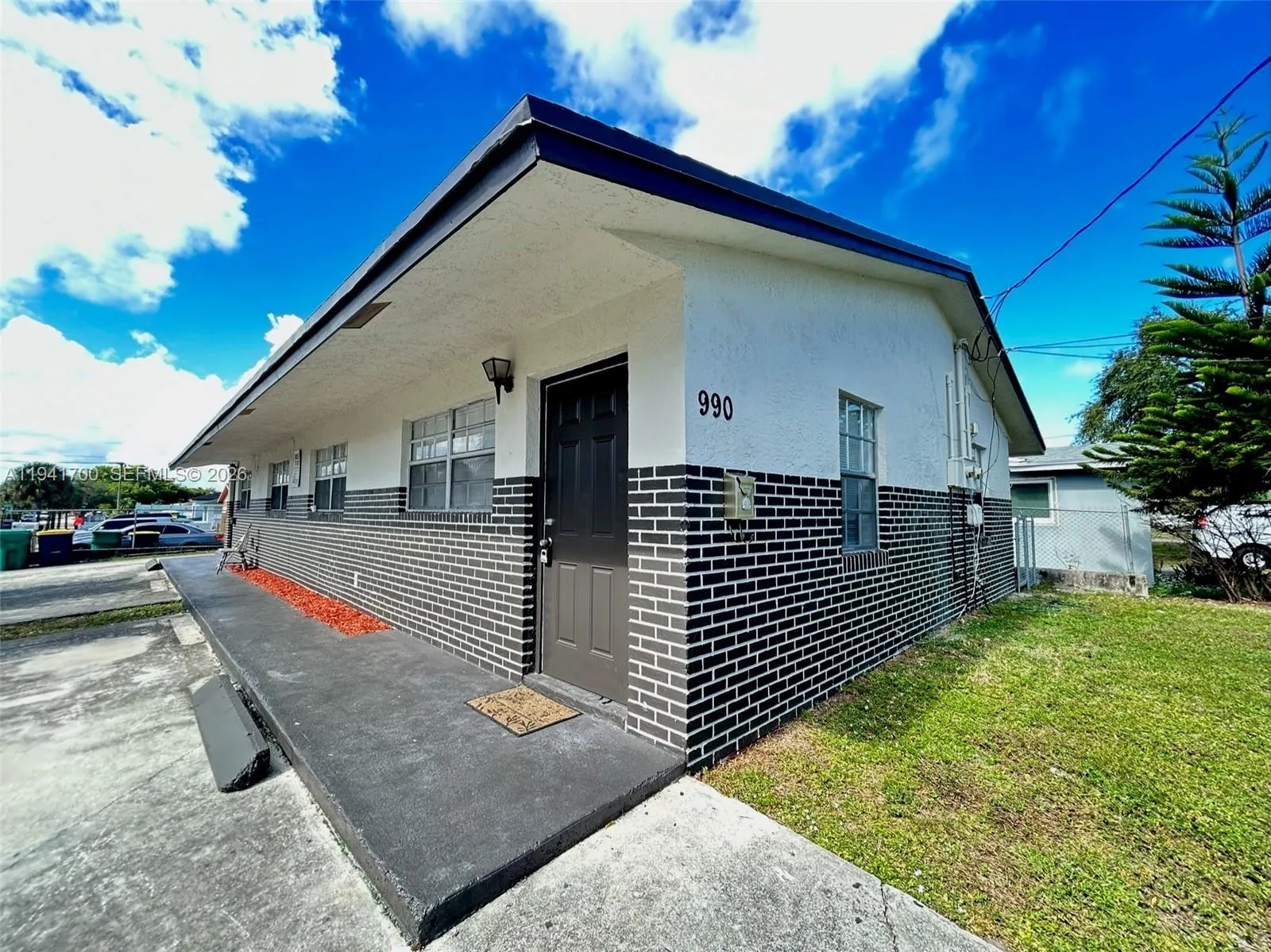 990 Phippen Waiters Rd, Dania Beach, Florida 33004, Dania Beach, Florida 33004, ,Residential Income,For Sale,990 Phippen Waiters Rd, Dania Beach, Florida 33004,A11941700 990 Phippen Waiters Rd, Dania Beach, Florida 33004, Dania Beach, Florida 33004, ,Residential Income,For Sale,990 Phippen Waiters Rd, Dania Beach, Florida 33004,A11941700