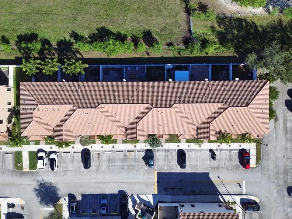 3511 W 89th Pl 3511, Hialeah, Florida 33018, Hialeah, Florida 33018, 2 Bedrooms Bedrooms, ,2 BathroomsBathrooms,Residential Lease,For Rent,3511 W 89th Pl 3511, Hialeah, Florida 33018,A11941648