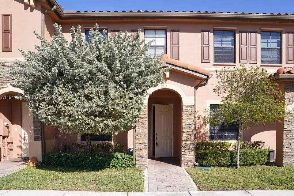 3511 W 89th Pl 3511, Hialeah, Florida 33018, Hialeah, Florida 33018, 2 Bedrooms Bedrooms, ,2 BathroomsBathrooms,Residential Lease,For Rent,3511 W 89th Pl 3511, Hialeah, Florida 33018,A11941648