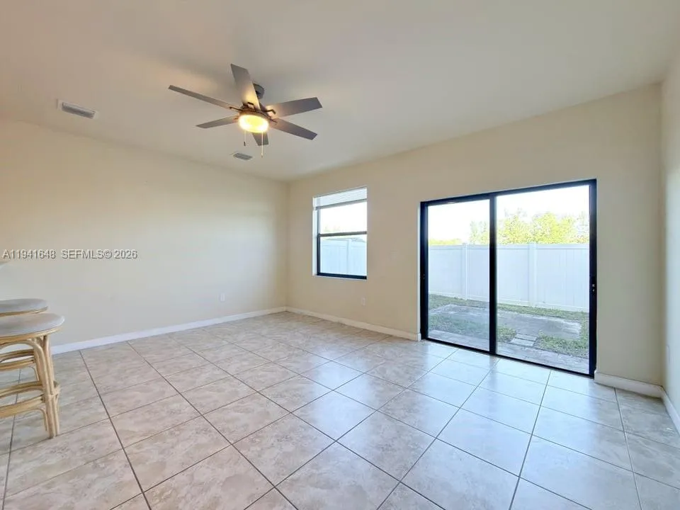 3511 W 89th Pl 3511, Hialeah, Florida 33018, Hialeah, Florida 33018, 2 Bedrooms Bedrooms, ,2 BathroomsBathrooms,Residential Lease,For Rent,3511 W 89th Pl 3511, Hialeah, Florida 33018,A11941648