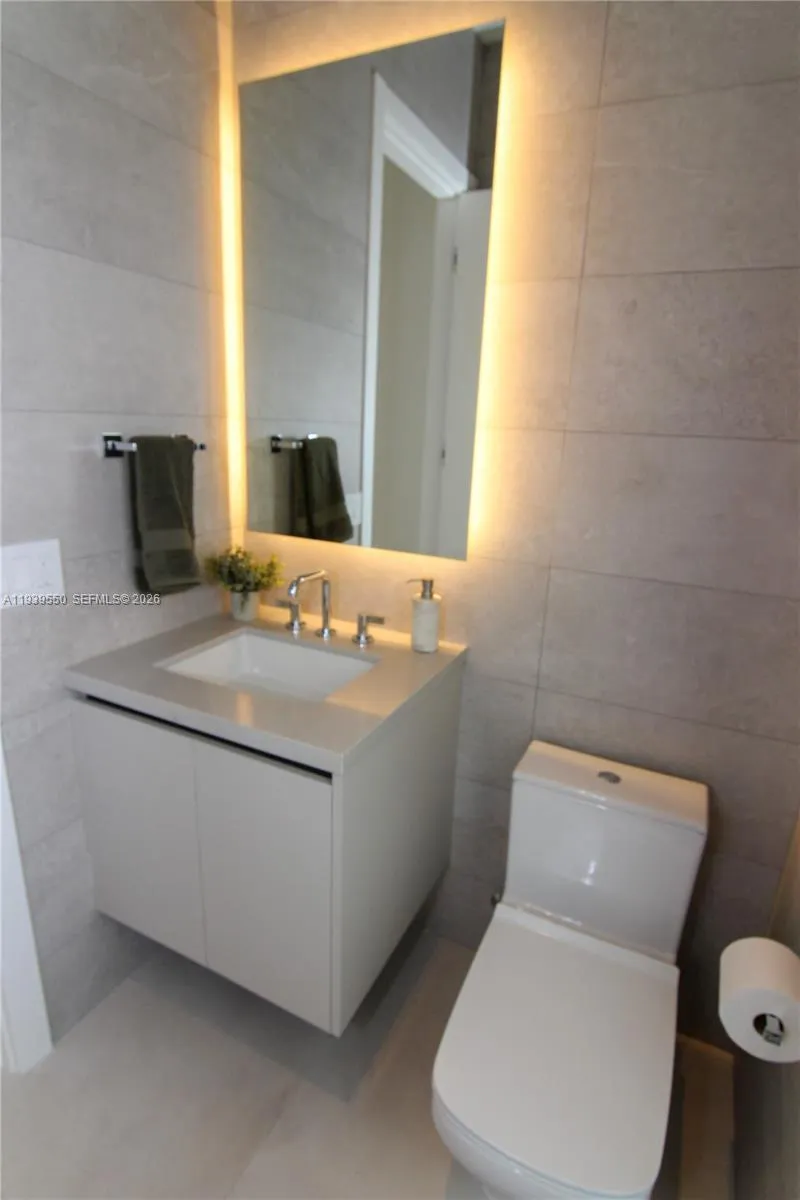3540 Oak Ave, Miami, Florida 33133, Miami, Florida 33133, 4 Bedrooms Bedrooms, ,4 BathroomsBathrooms,Residential,For Sale,3540 Oak Ave, Miami, Florida 33133,A11939550