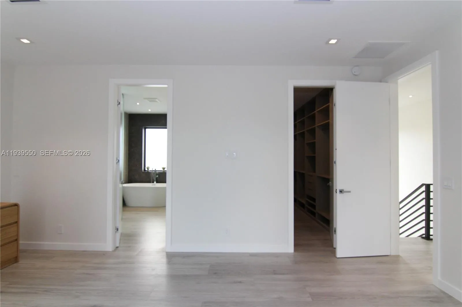 3540 Oak Ave, Miami, Florida 33133, Miami, Florida 33133, 4 Bedrooms Bedrooms, ,4 BathroomsBathrooms,Residential,For Sale,3540 Oak Ave, Miami, Florida 33133,A11939550