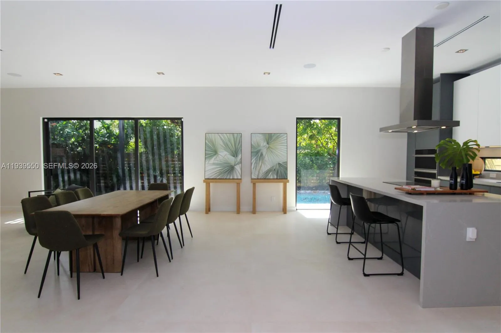 3540 Oak Ave, Miami, Florida 33133, Miami, Florida 33133, 4 Bedrooms Bedrooms, ,4 BathroomsBathrooms,Residential,For Sale,3540 Oak Ave, Miami, Florida 33133,A11939550
