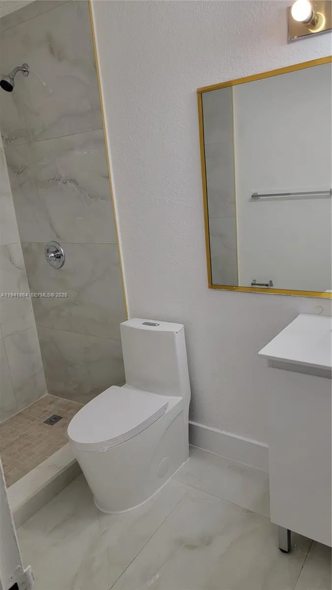4804 Nw 79th Ave 303, Doral, Florida 33166, Doral, Florida 33166, 1 Bedroom Bedrooms, ,1 BathroomBathrooms,Residential Lease,For Rent,4804 Nw 79th Ave 303, Doral, Florida 33166,A11941864