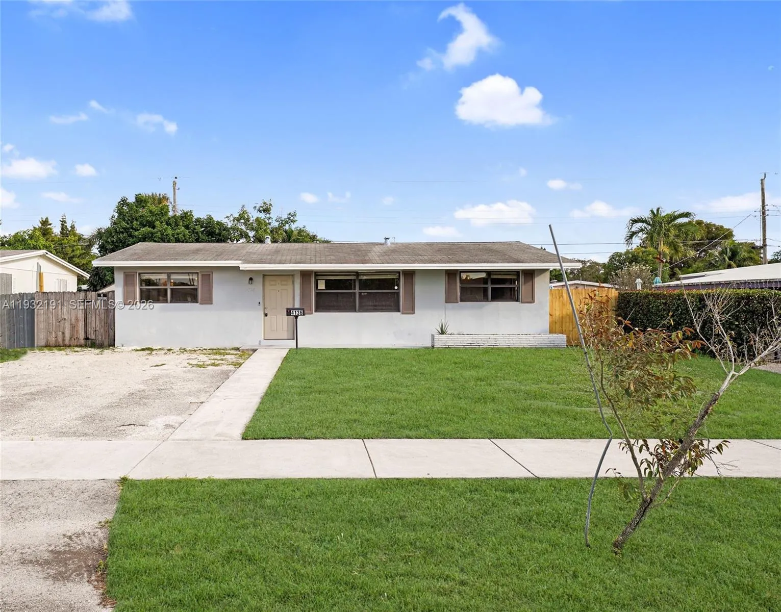 4136 Nw 13th Ave, Oakland Park, Florida 33309, Oakland Park, Florida 33309, 4 Bedrooms Bedrooms, ,2 BathroomsBathrooms,Residential,For Sale,4136 Nw 13th Ave, Oakland Park, Florida 33309,A11932191