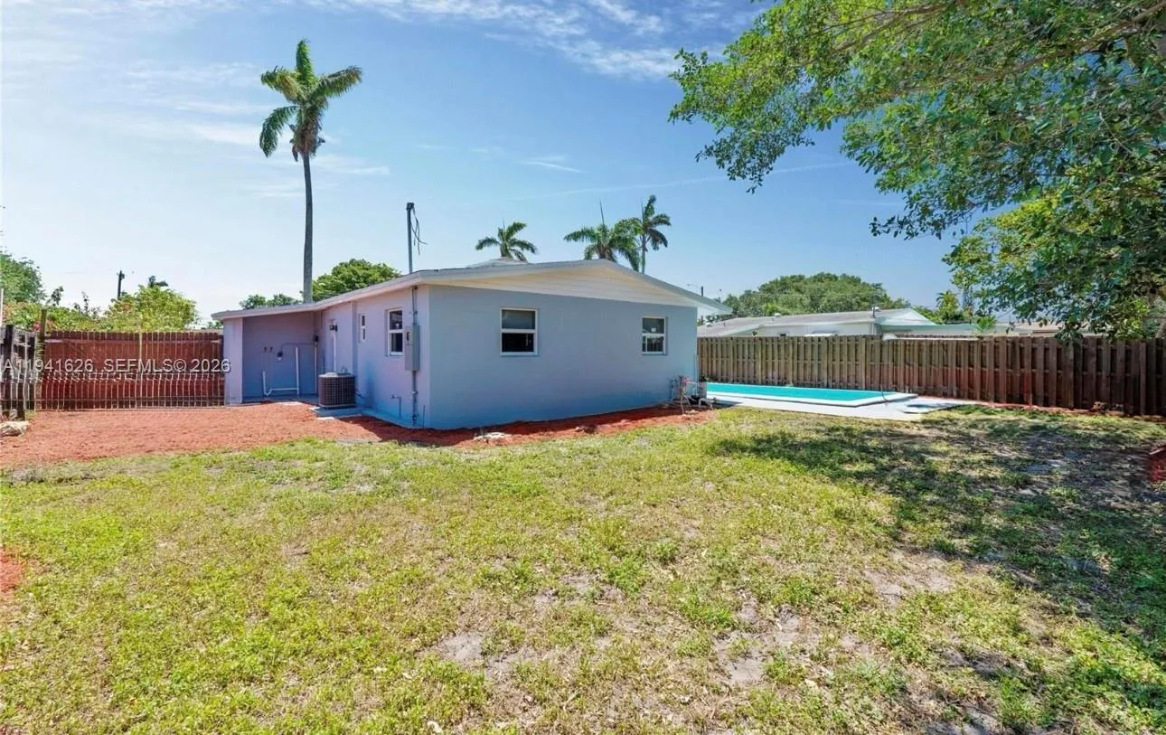 5621 Sw 38th Ct, Davie, Florida 33314, Davie, Florida 33314, 2 Bedrooms Bedrooms, ,1 BathroomBathrooms,Residential,For Sale,5621 Sw 38th Ct, Davie, Florida 33314,A11941626