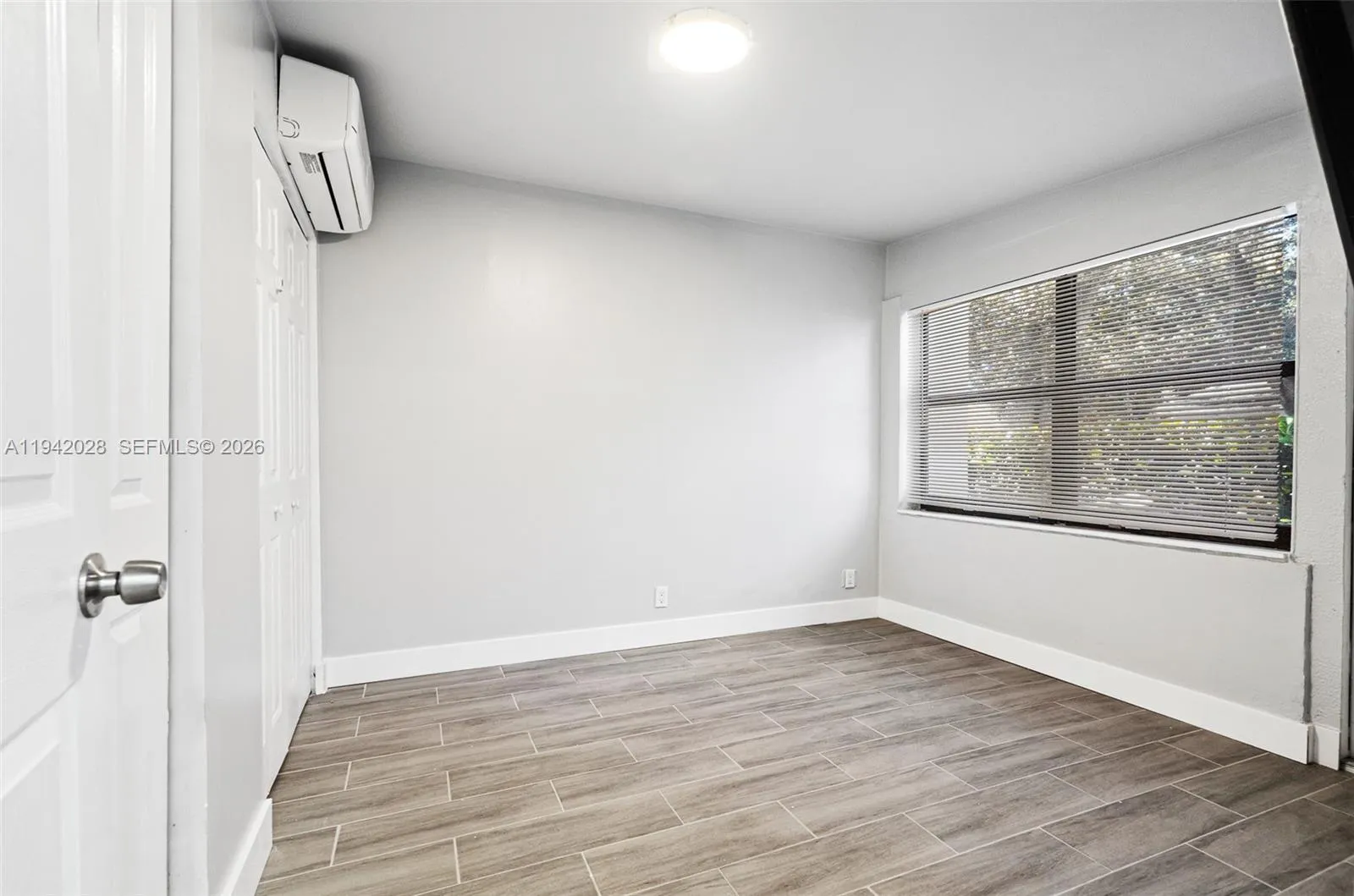 5647 Lincoln St, Hollywood, Florida 33021, Hollywood, Florida 33021, ,Residential Income,For Sale,5647 Lincoln St, Hollywood, Florida 33021,A11942028