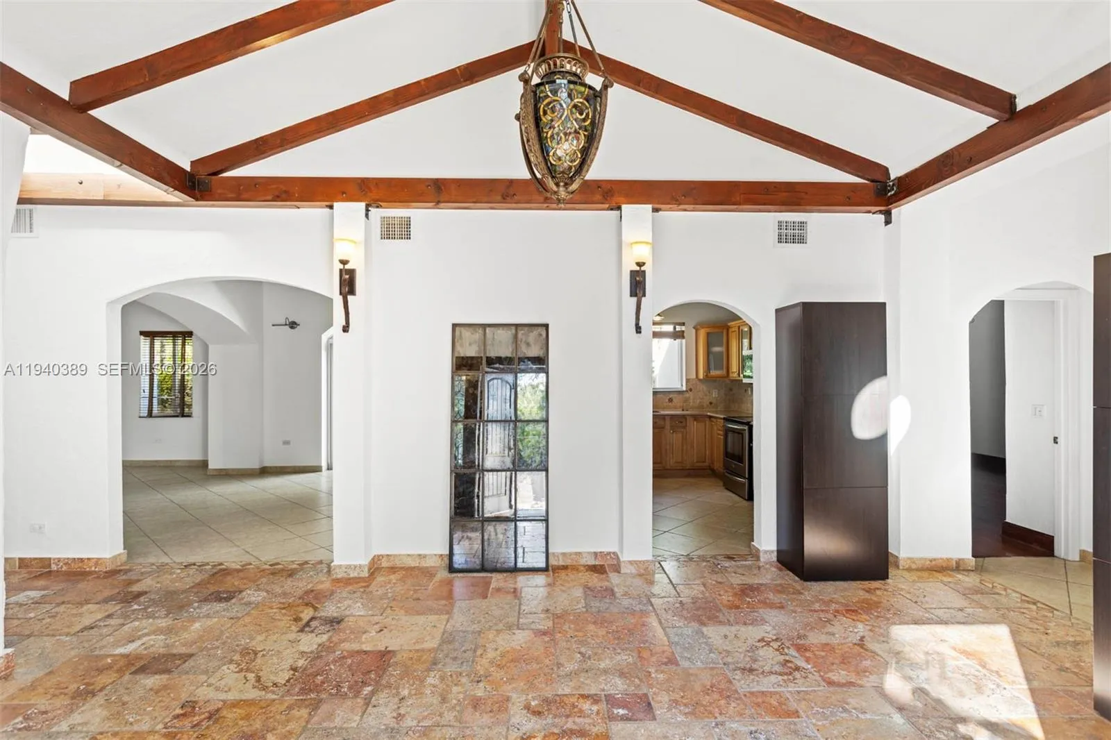 7975 Sunset Dr, Miami, Florida 33143, Miami, Florida 33143, 3 Bedrooms Bedrooms, ,2 BathroomsBathrooms,Residential Lease,For Rent,7975 Sunset Dr, Miami, Florida 33143,A11940389