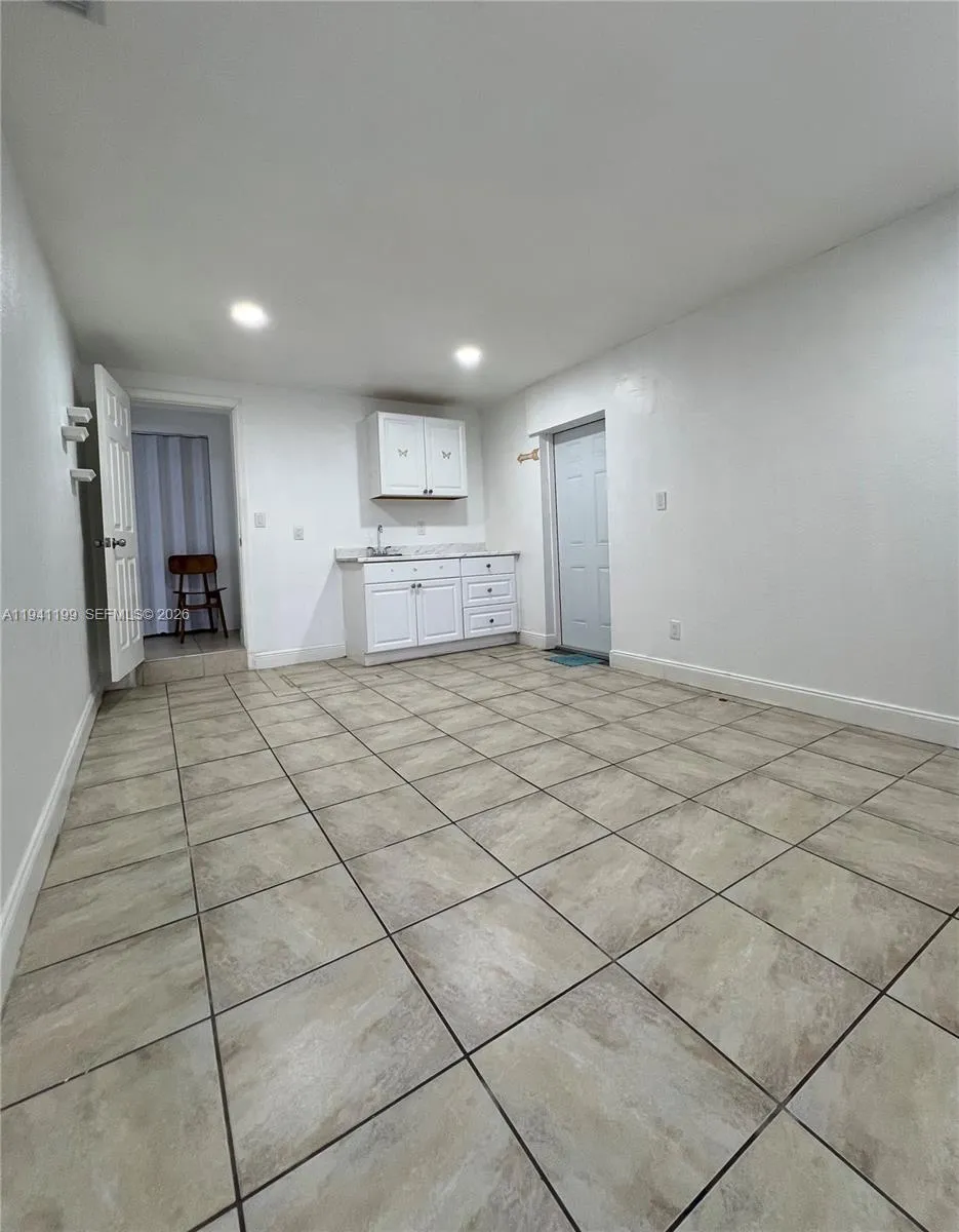 3rd bedroom used as \'in laws\'