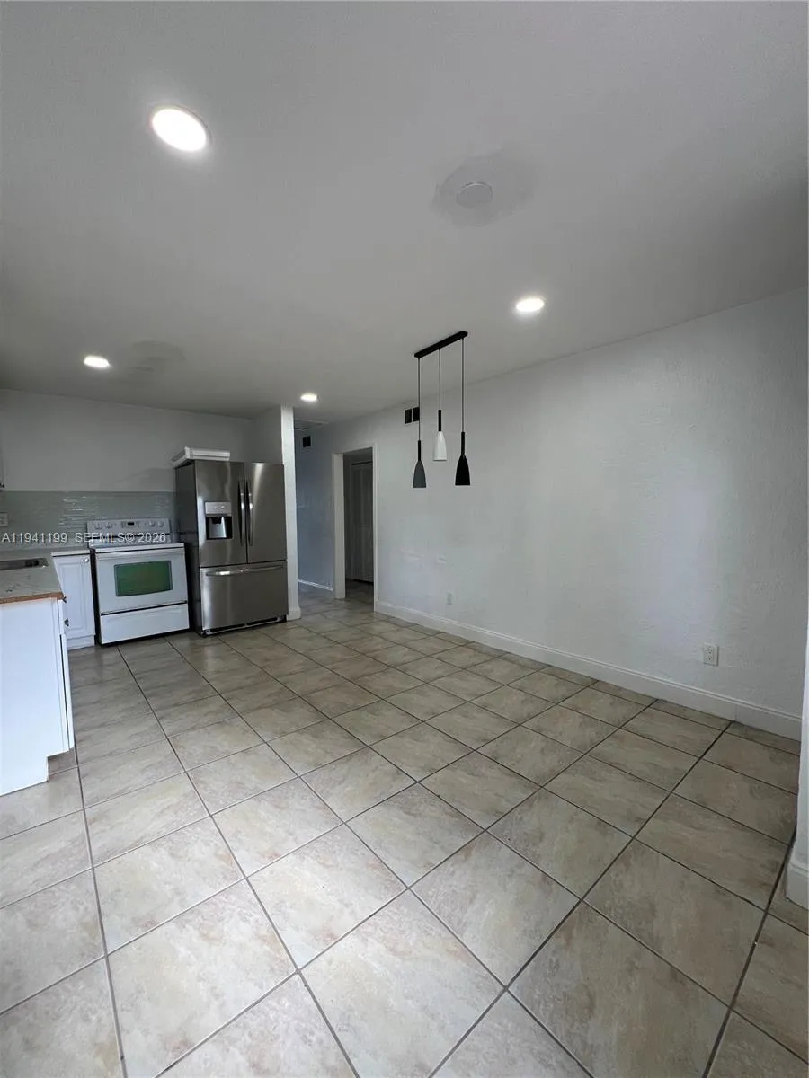 15400 Sw 295th St, Homestead, Florida 33033, Homestead, Florida 33033, 3 Bedrooms Bedrooms, ,2 BathroomsBathrooms,Residential,For Sale,15400 Sw 295th St, Homestead, Florida 33033,A11941199