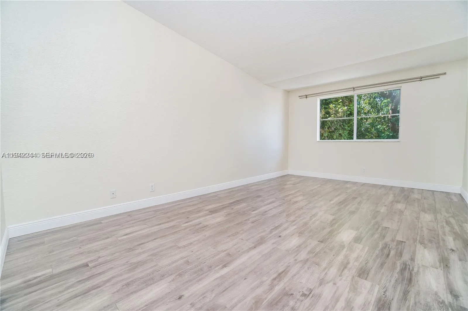 11425 Nw 34th Pl, Sunrise, Florida 33323, Sunrise, Florida 33323, 3 Bedrooms Bedrooms, ,2 BathroomsBathrooms,Residential,For Sale,11425 Nw 34th Pl, Sunrise, Florida 33323,A11942244