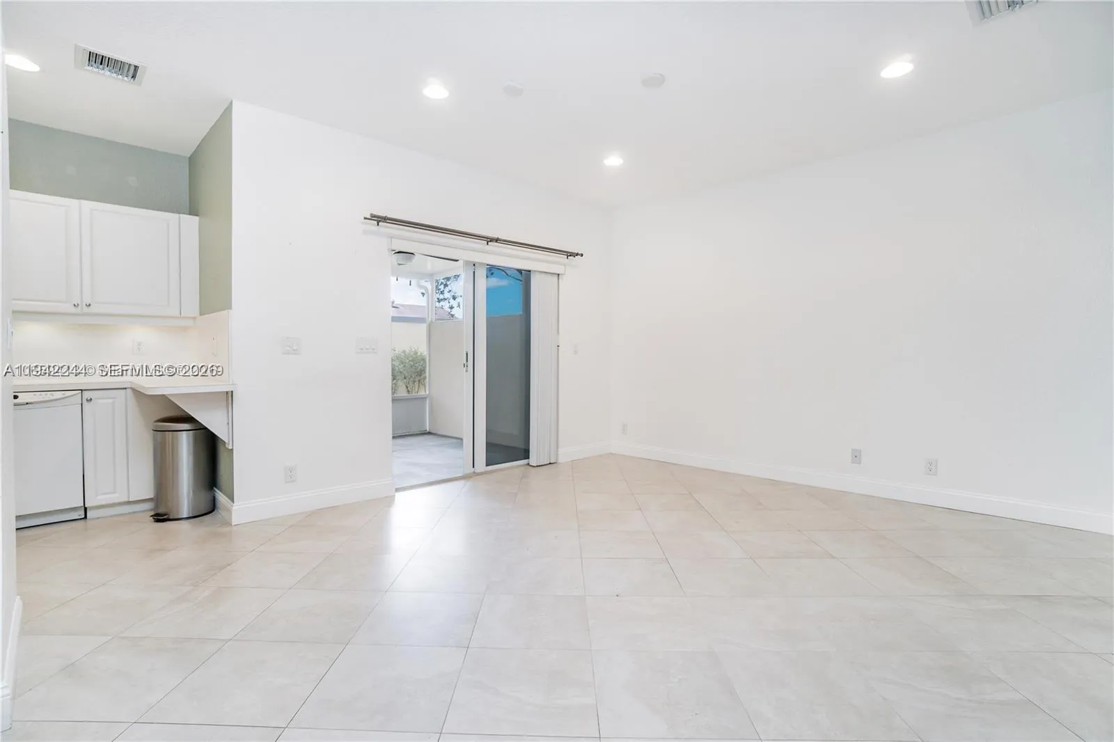 11425 Nw 34th Pl, Sunrise, Florida 33323, Sunrise, Florida 33323, 3 Bedrooms Bedrooms, ,2 BathroomsBathrooms,Residential,For Sale,11425 Nw 34th Pl, Sunrise, Florida 33323,A11942244