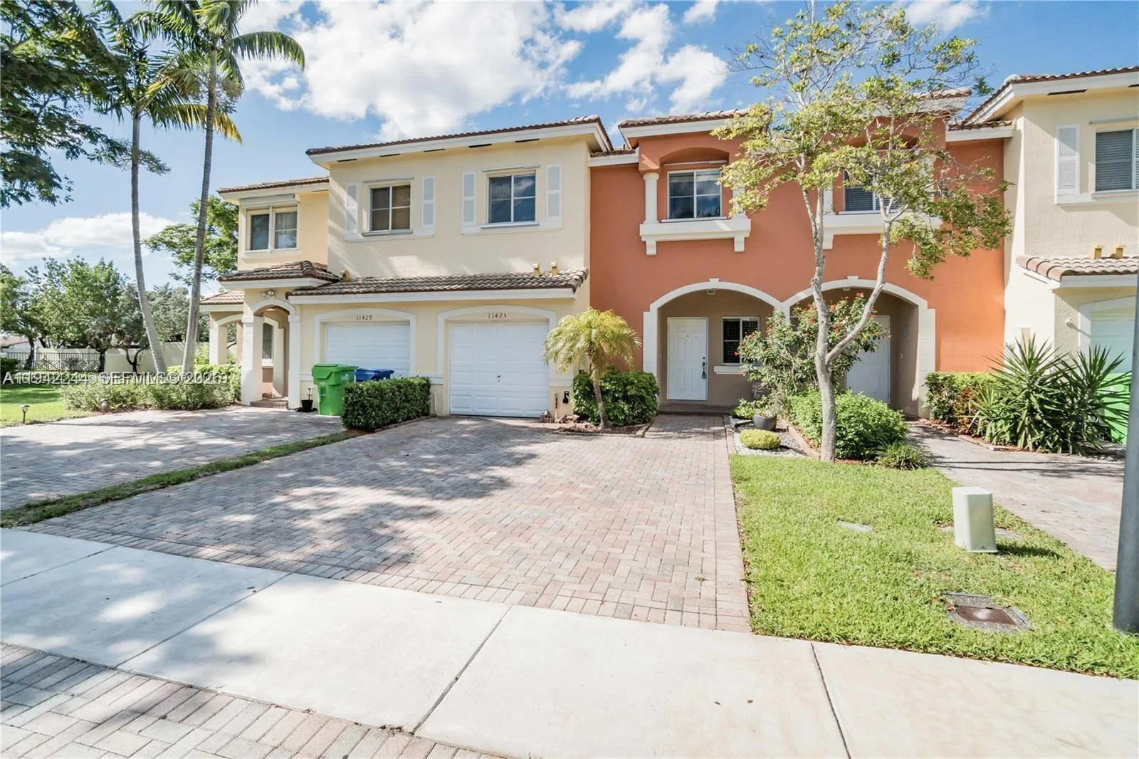 11425 Nw 34th Pl, Sunrise, Florida 33323, Sunrise, Florida 33323, 3 Bedrooms Bedrooms, ,2 BathroomsBathrooms,Residential,For Sale,11425 Nw 34th Pl, Sunrise, Florida 33323,A11942244