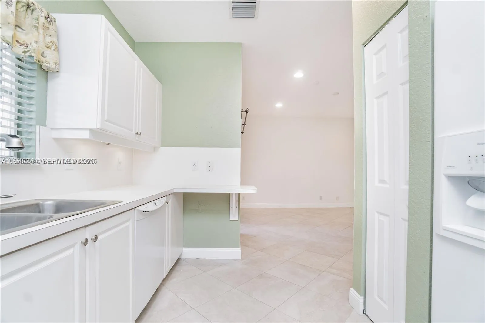 11425 Nw 34th Pl, Sunrise, Florida 33323, Sunrise, Florida 33323, 3 Bedrooms Bedrooms, ,2 BathroomsBathrooms,Residential,For Sale,11425 Nw 34th Pl, Sunrise, Florida 33323,A11942244