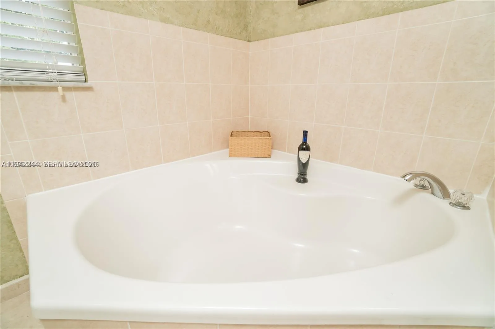 11425 Nw 34th Pl, Sunrise, Florida 33323, Sunrise, Florida 33323, 3 Bedrooms Bedrooms, ,2 BathroomsBathrooms,Residential,For Sale,11425 Nw 34th Pl, Sunrise, Florida 33323,A11942244