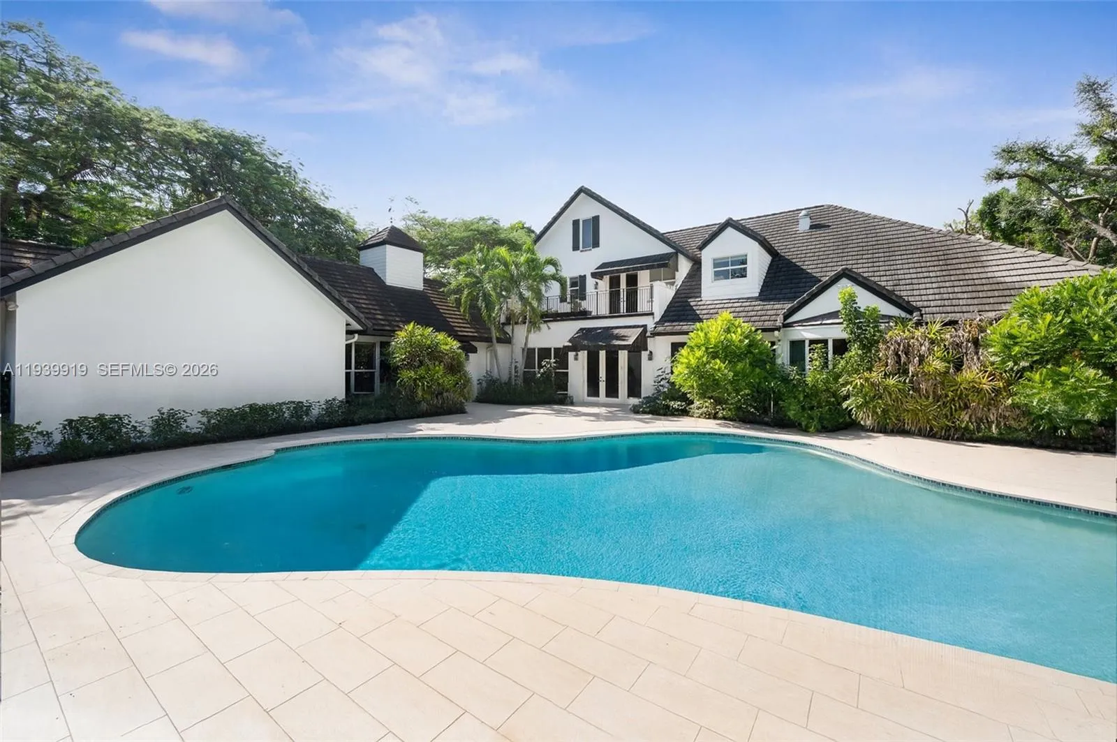 10001 Sw 60th Ct, Pinecrest, Florida 33156, Pinecrest, Florida 33156, 5 Bedrooms Bedrooms, ,6 BathroomsBathrooms,Residential,For Sale,10001 Sw 60th Ct, Pinecrest, Florida 33156,A11939919