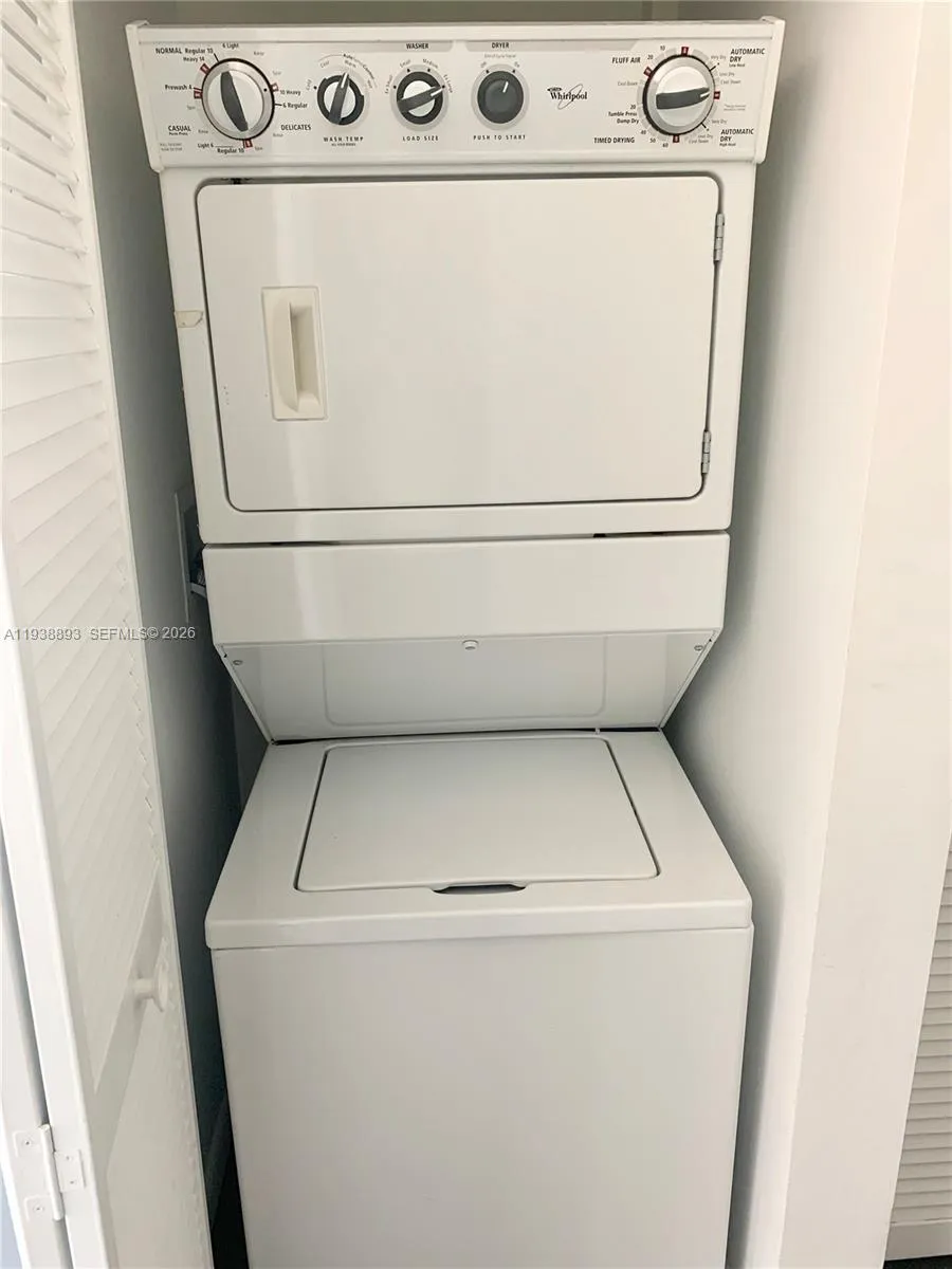 253 Ne 2nd St 333, Miami, Florida 33132, Miami, Florida 33132, ,1 BathroomBathrooms,Residential Lease,For Rent,253 Ne 2nd St 333, Miami, Florida 33132,A11938893