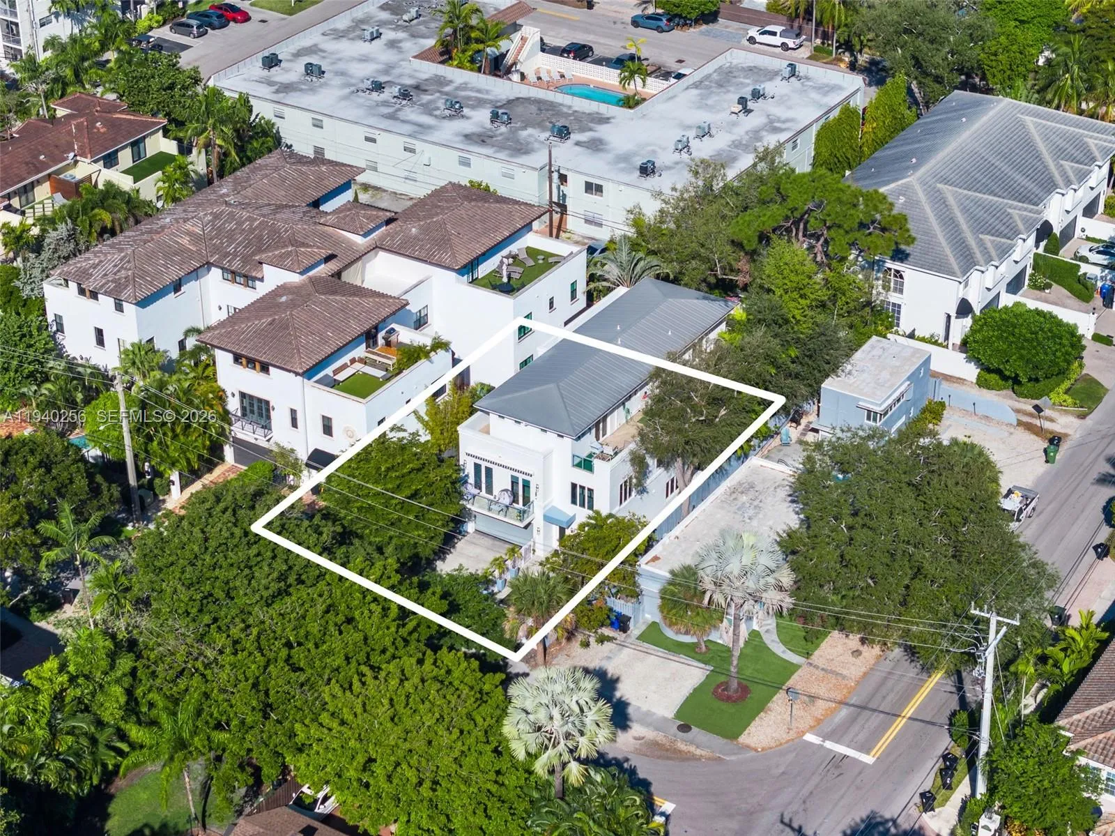 1317 Ne 2nd St, Fort Lauderdale, Florida 33301, Fort Lauderdale, Florida 33301, 3 Bedrooms Bedrooms, ,3 BathroomsBathrooms,Residential,For Sale,1317 Ne 2nd St, Fort Lauderdale, Florida 33301,A11940256