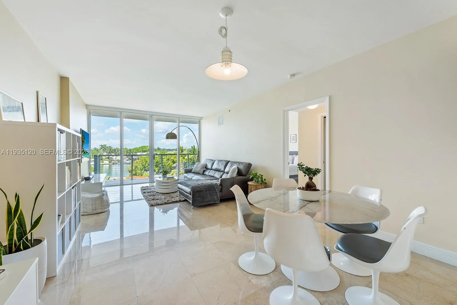 6305 Indian Creek Dr 4d, Miami Beach, Florida 3314, Miami Beach, Florida 33141, 2 Bedrooms Bedrooms, ,2 BathroomsBathrooms,Residential,For Sale,6305 Indian Creek Dr 4d, Miami Beach, Florida 3314,A11935120