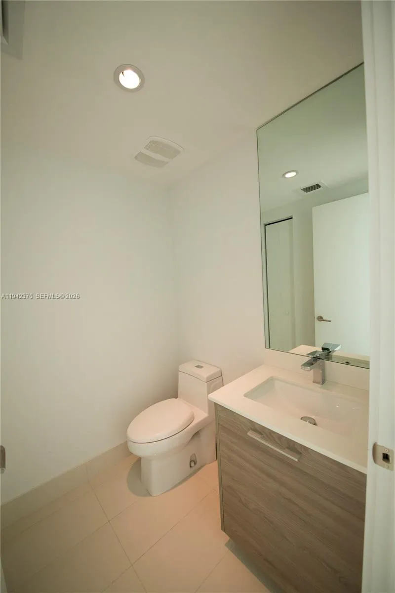 1300 S Miami Ave 4706, Miami, Florida 33130, Miami, Florida 33130, 3 Bedrooms Bedrooms, ,2 BathroomsBathrooms,Residential Lease,For Rent,1300 S Miami Ave 4706, Miami, Florida 33130,A11942370